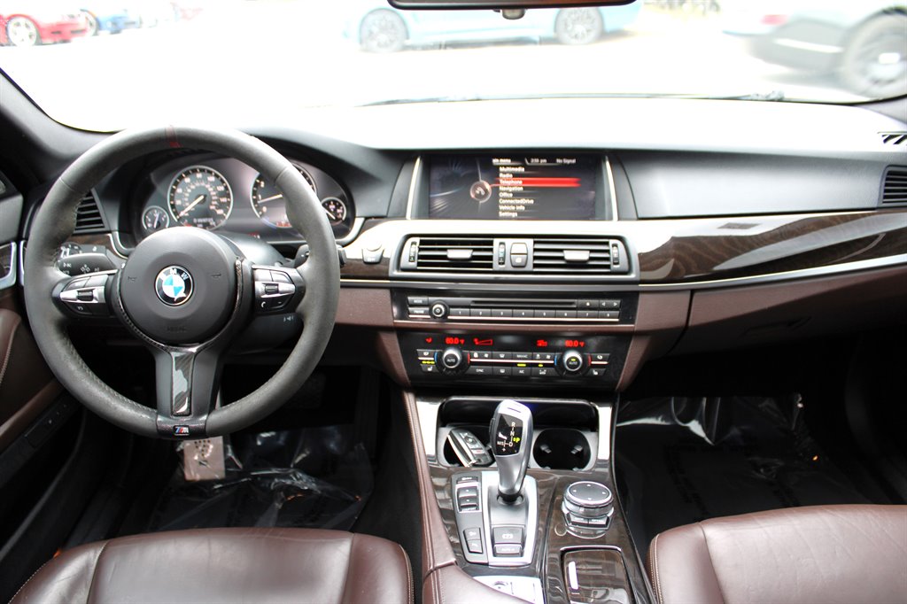 2015 BMW 5-Series 535xi photo