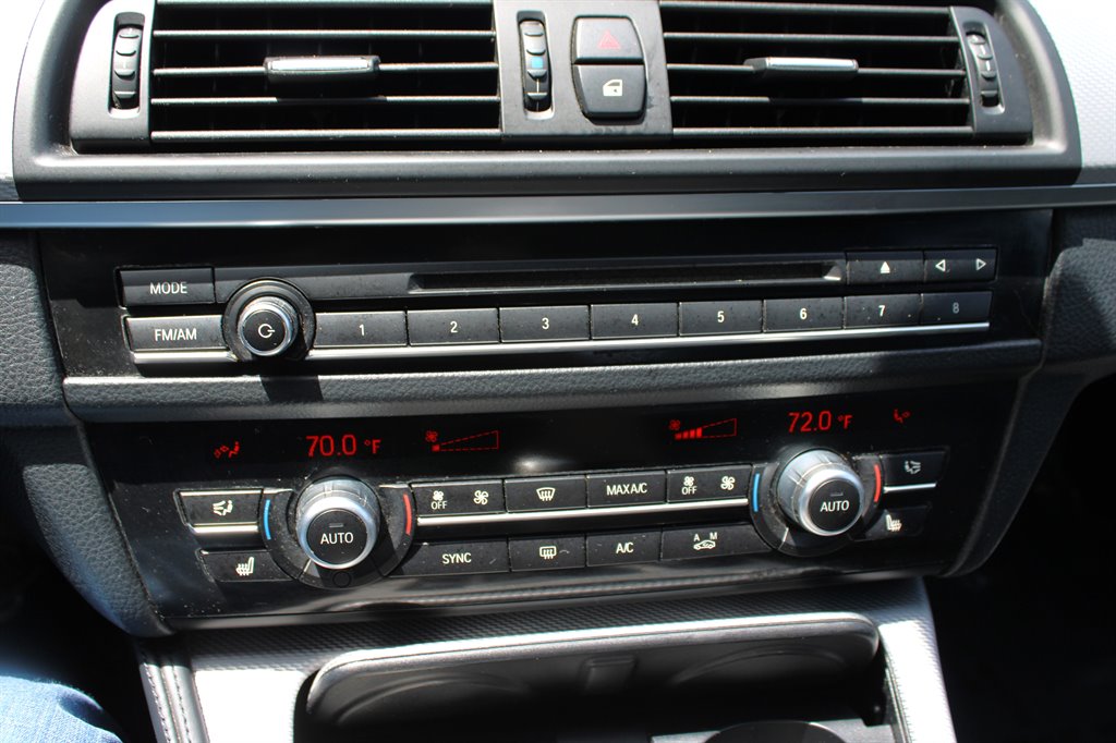 2016 BMW 5-Series 535d photo