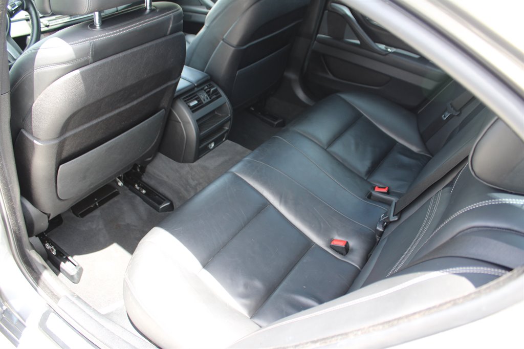 2016 BMW 5-Series 535d photo
