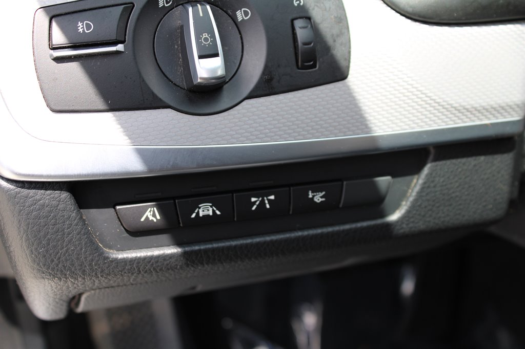 2016 BMW 5-Series 535d photo