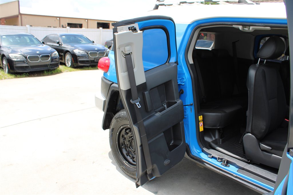 2007 Toyota FJ Cruiser photo