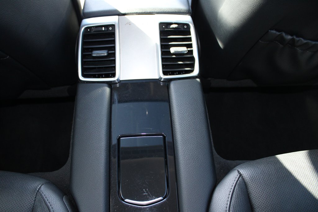 2011 Porsche Panamera 4S photo