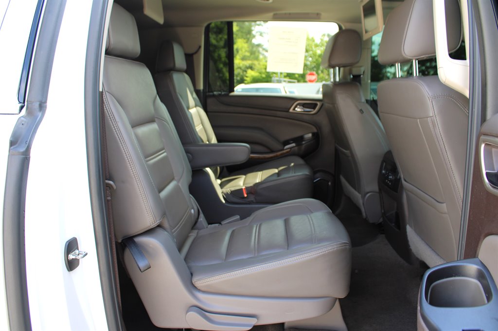 2017 GMC Yukon XL 1500 Denali photo