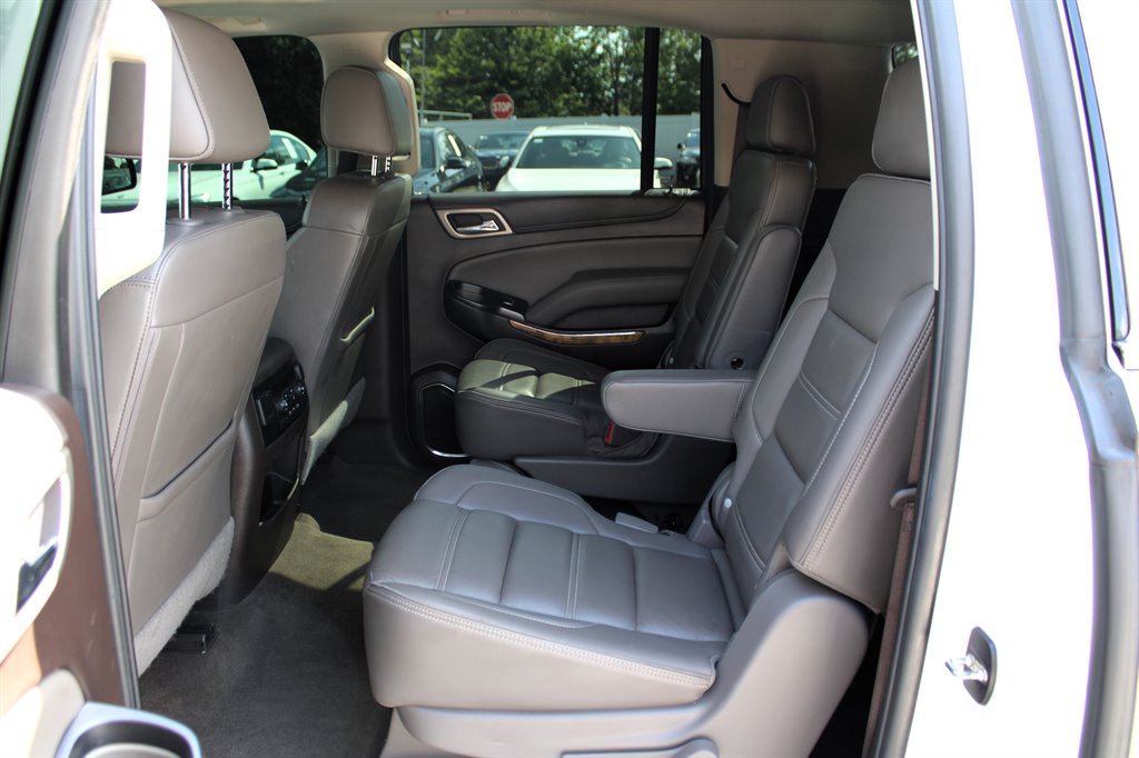 2017 GMC Yukon XL 1500 Denali photo