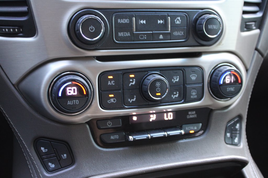 2017 GMC Yukon XL 1500 Denali photo