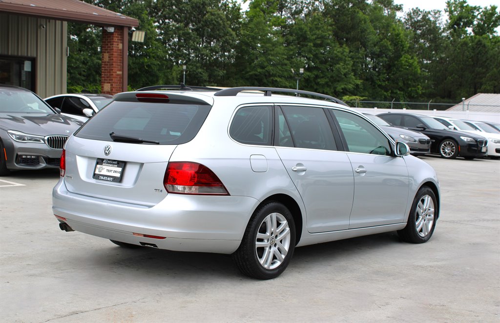 2014 Volkswagen Jetta SportWagen TDI photo