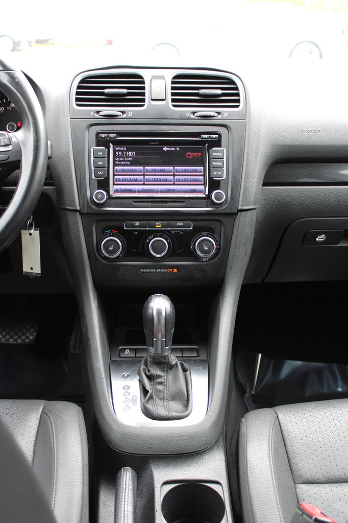 2014 Volkswagen Jetta SportWagen TDI photo