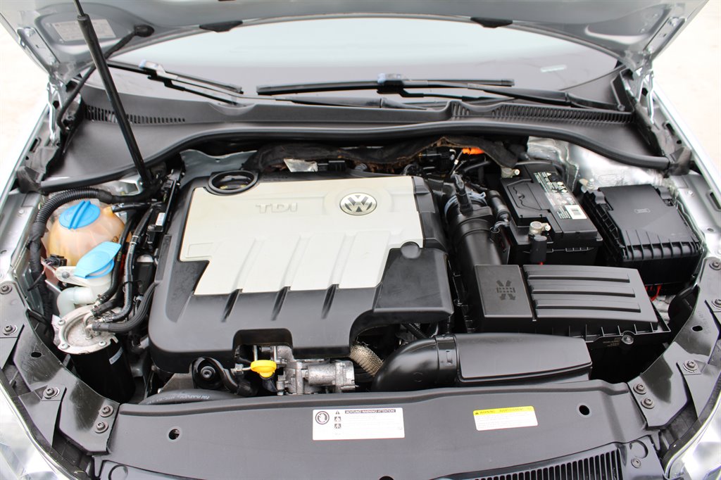 2014 Volkswagen Jetta SportWagen TDI photo