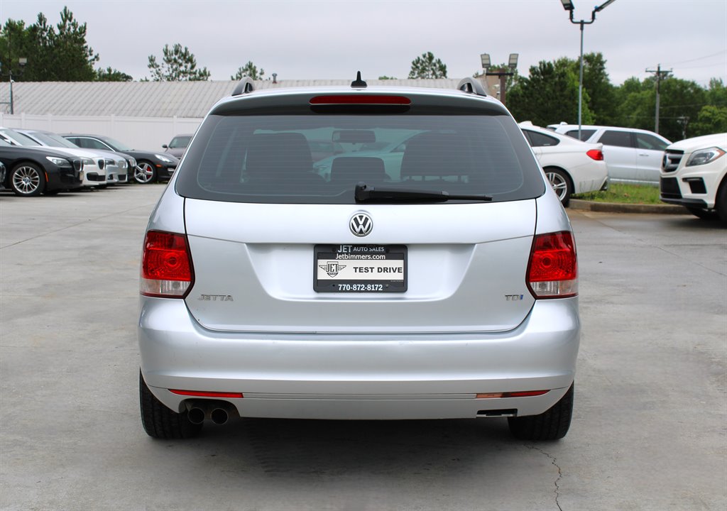 2014 Volkswagen Jetta SportWagen TDI photo