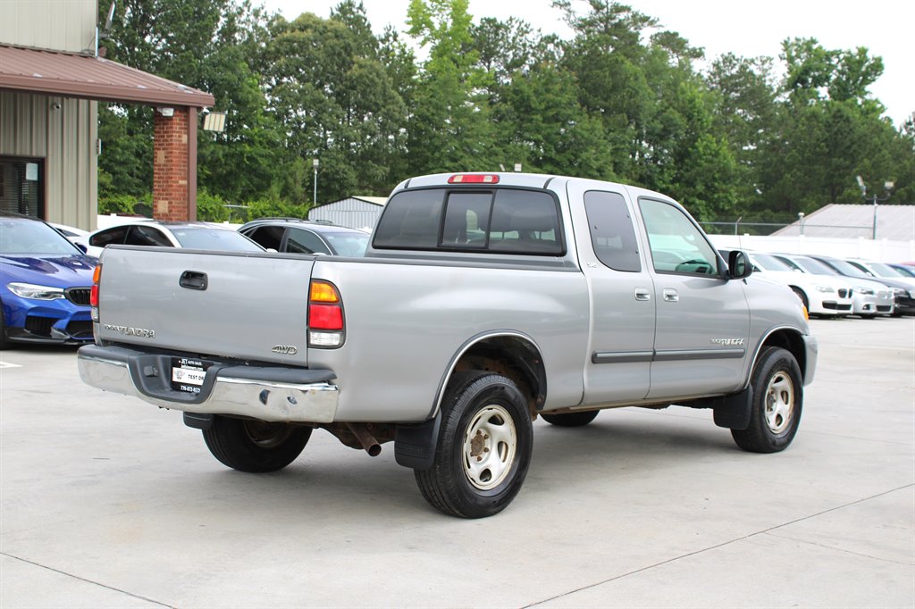 2004 Toyota Tundra SR5 photo