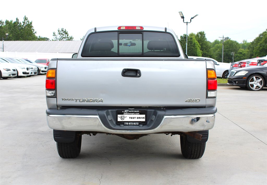 2004 Toyota Tundra SR5 photo
