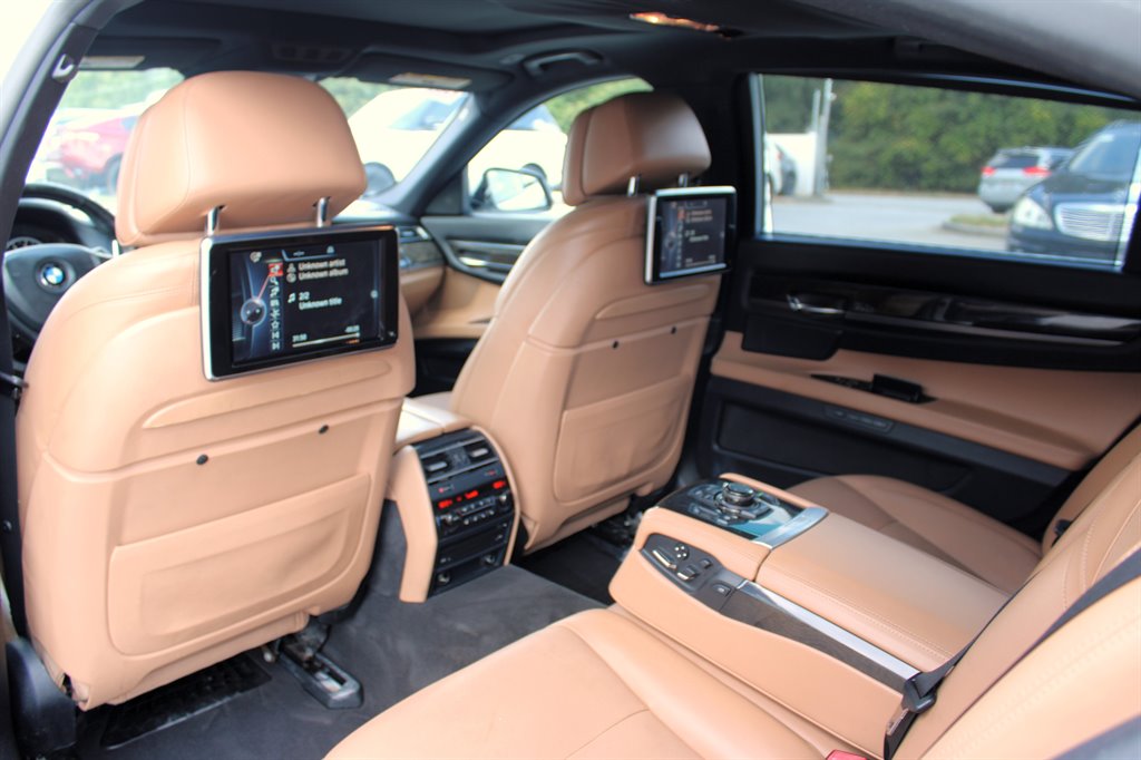 2013 BMW 750Li xDrive - $12,995