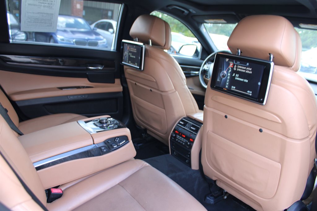 2013 BMW 750Li xDrive - $12,995