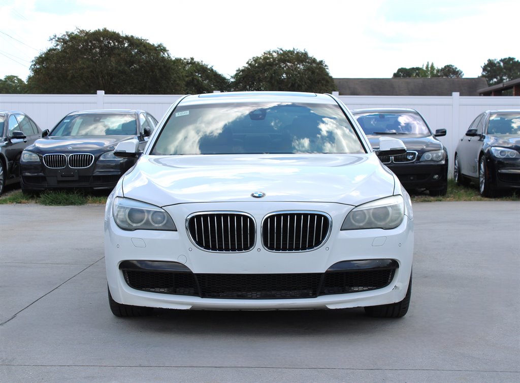 2013 BMW 750Li xDrive - $12,995