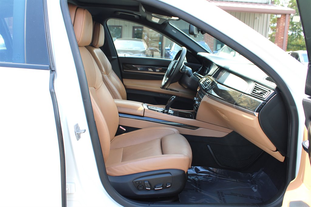 2013 BMW 750Li xDrive - $12,995