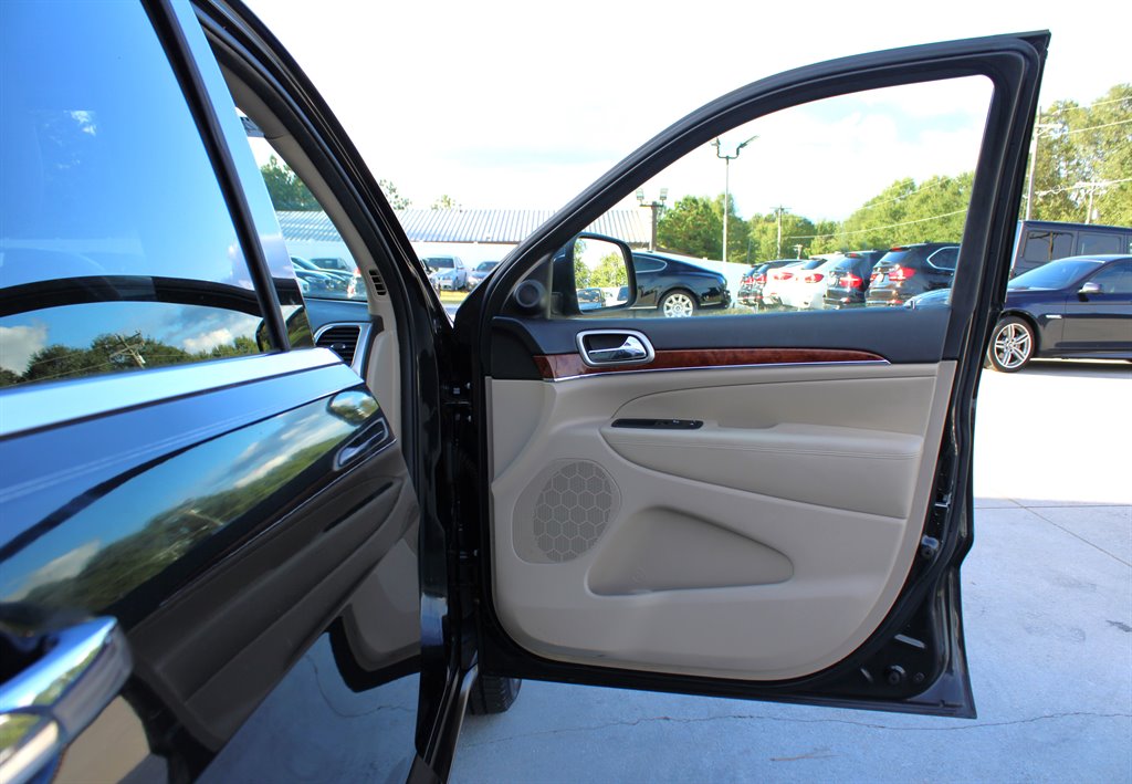 2013 Jeep Cherokee - $9,995