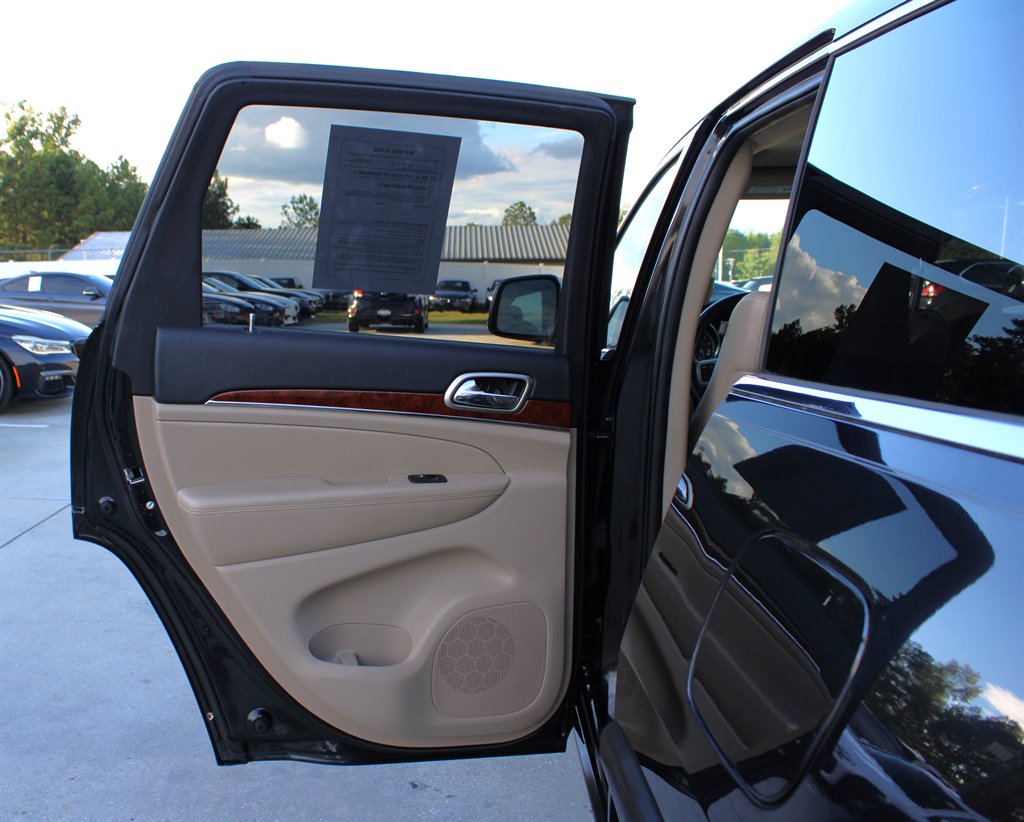 2013 Jeep Cherokee - $9,995