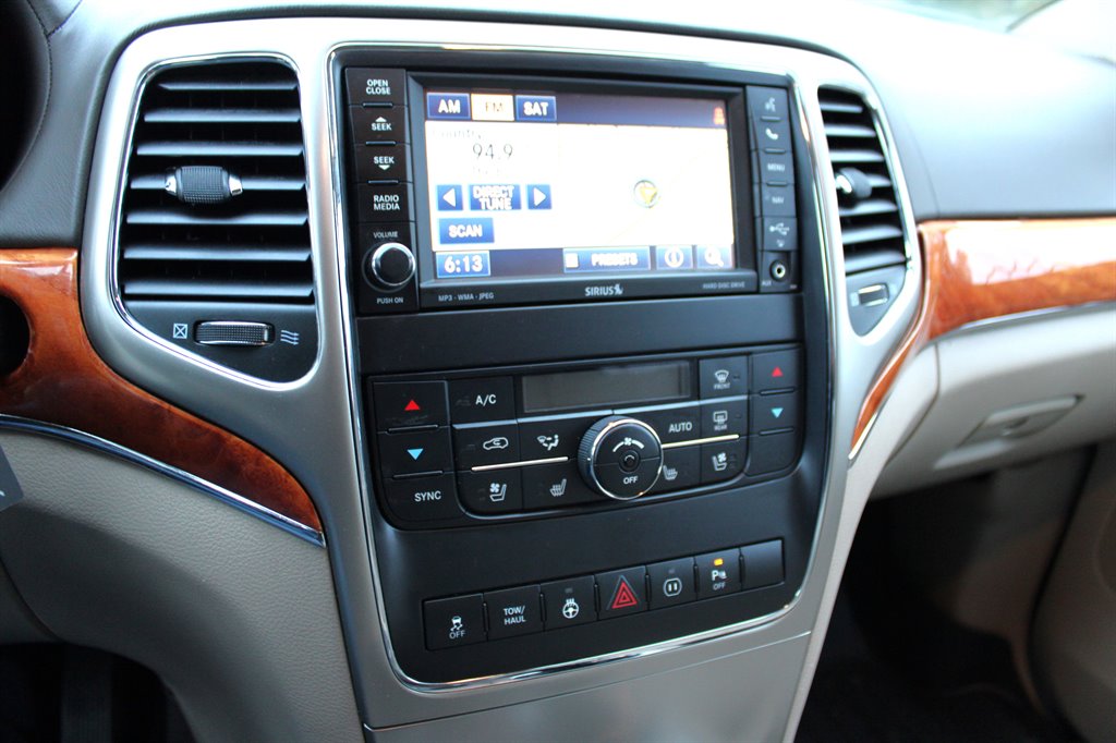 2012 Jeep Cherokee - $9,995