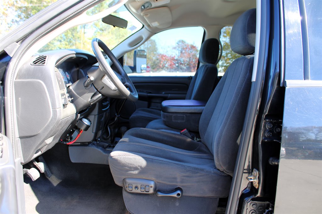 2003 Dodge Ram 2500 - $19,995