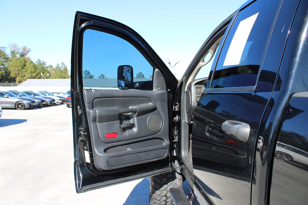 2003 Dodge Ram 2500 - $19,995