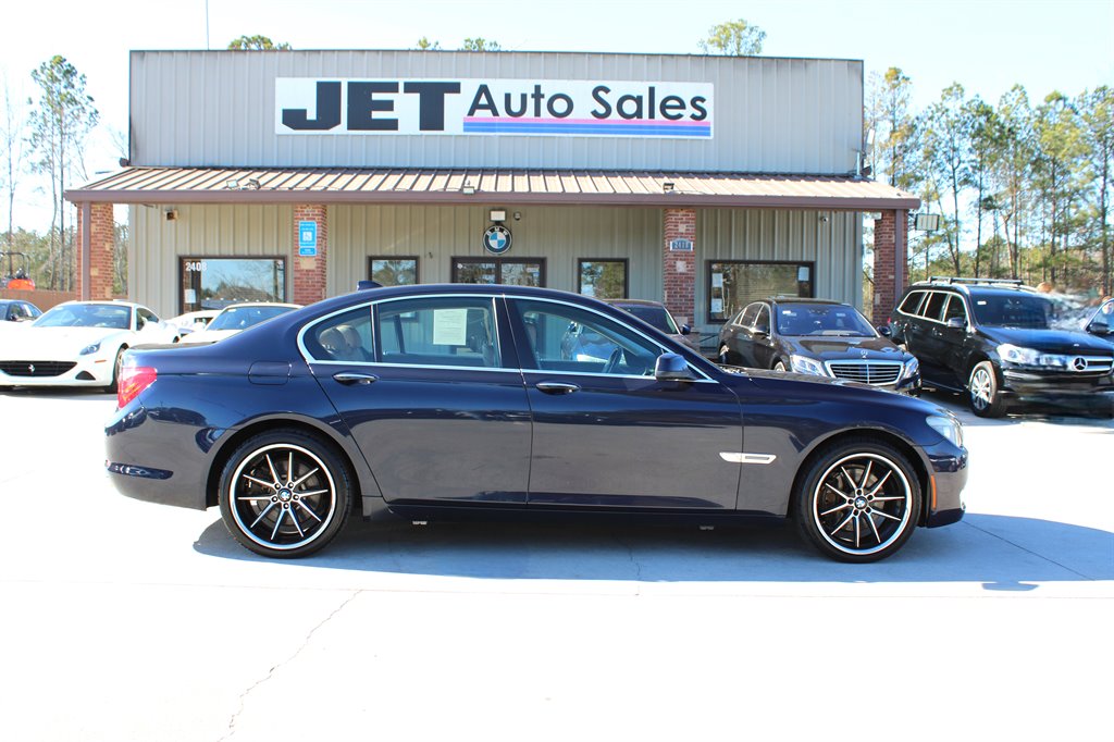 2012 BMW 740i - $8,995