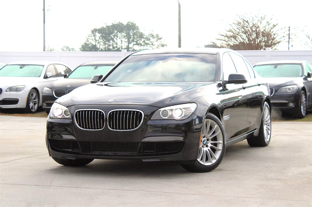 2013 BMW 750Li - $10,995