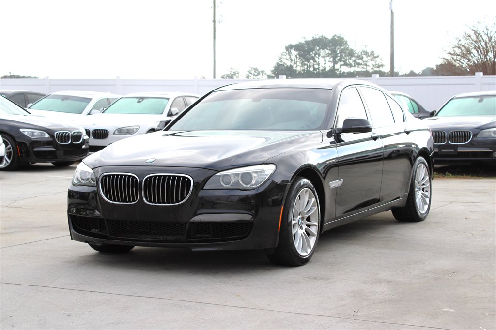 2013 BMW 750Li - $10,995