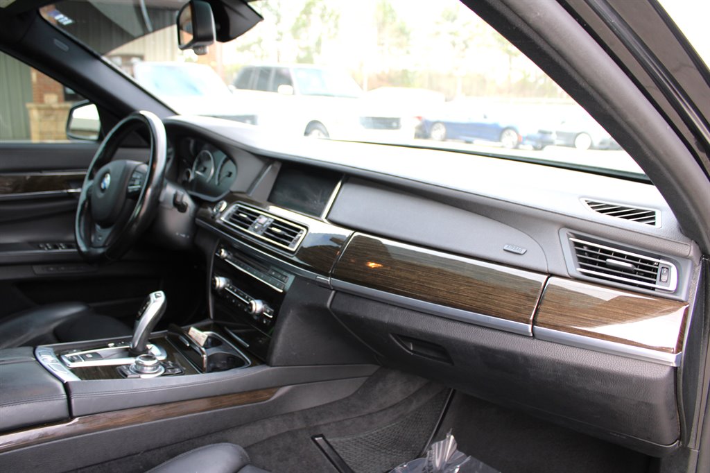 2013 BMW 750Li - $10,995