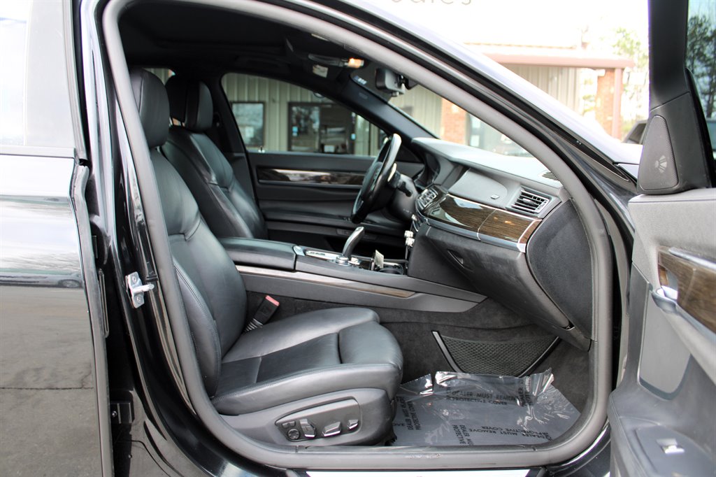 2013 BMW 750Li - $10,995