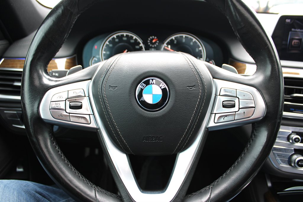 2016 BMW 750i - $16,995
