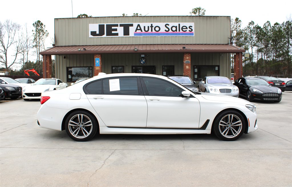 2016 BMW 750i - $16,995