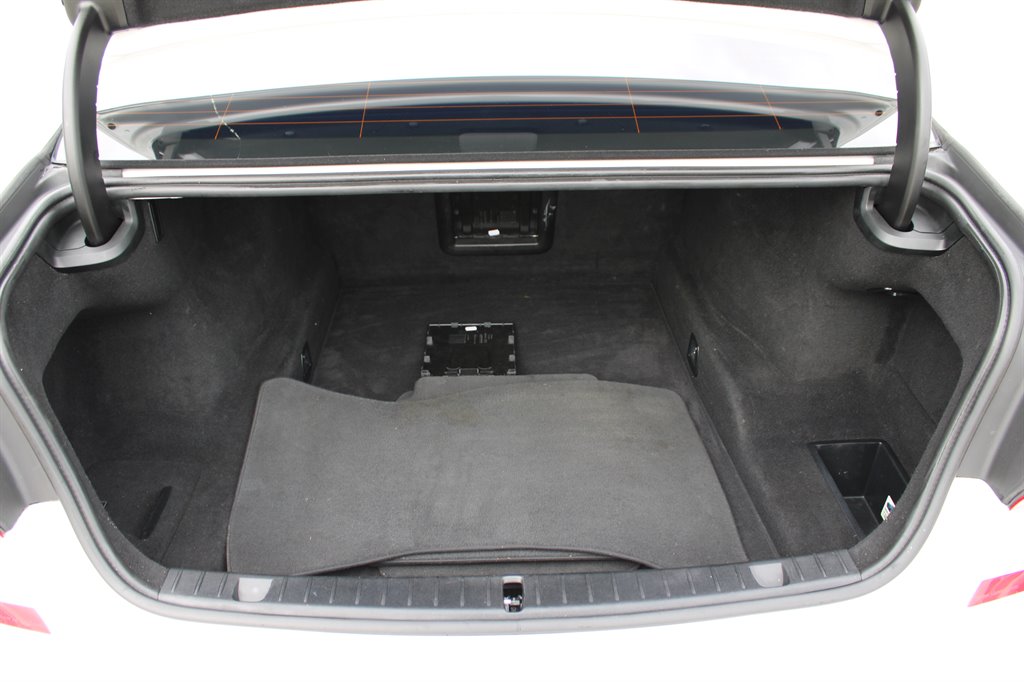 2016 BMW 750i - $16,995