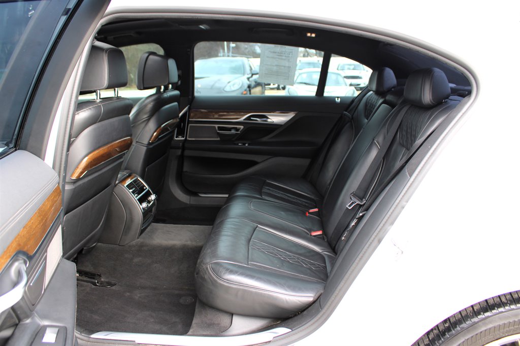 2016 BMW 750i - $16,995