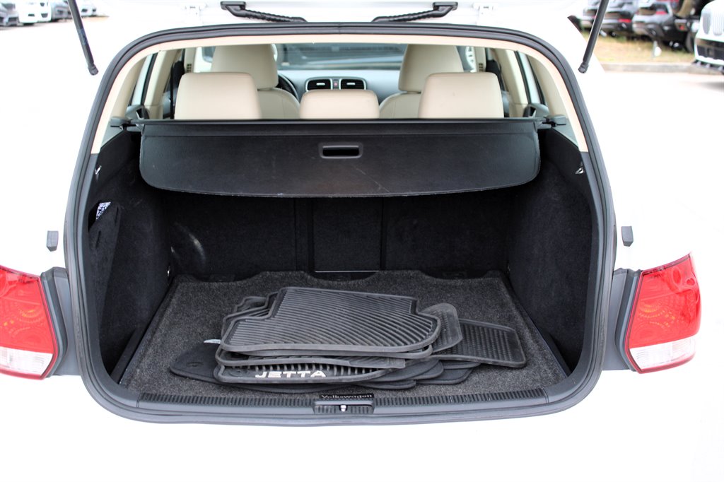2013 Volkswagen Jetta - $6,995