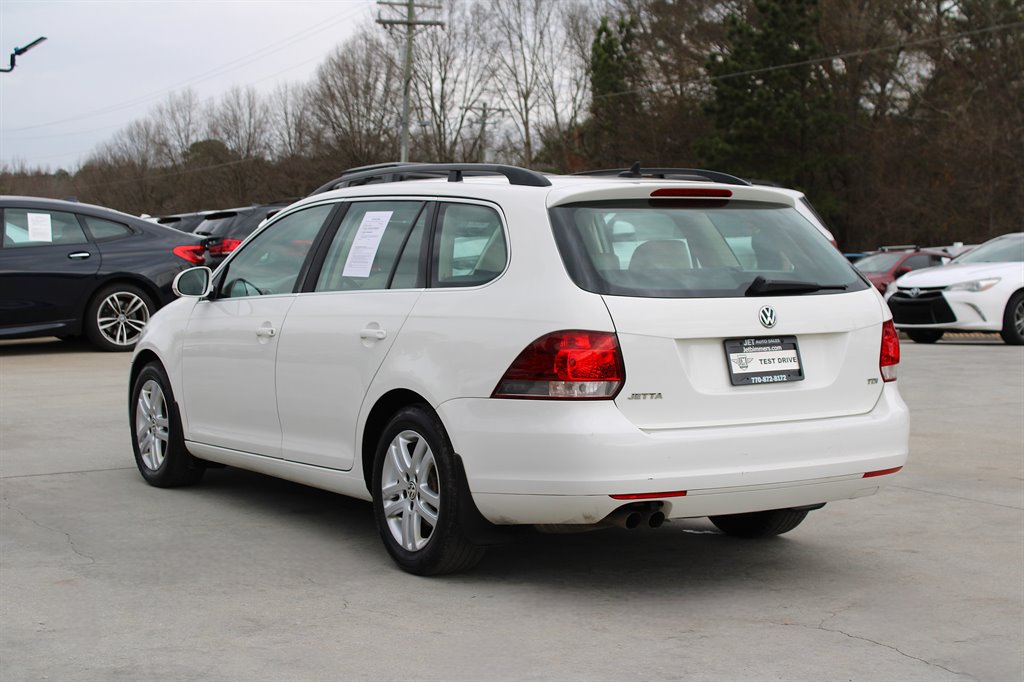 2013 Volkswagen Jetta - $6,995