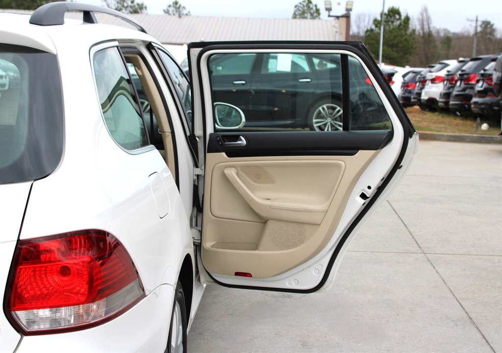 2013 Volkswagen Jetta - $6,995