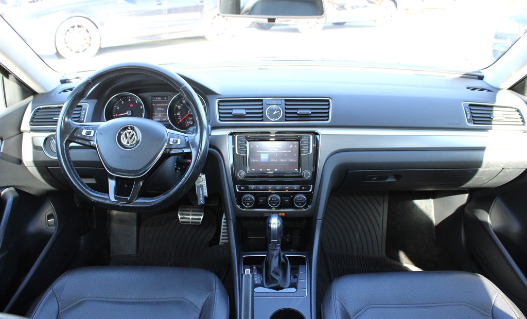 2017 Volkswagen Passat - $9,995