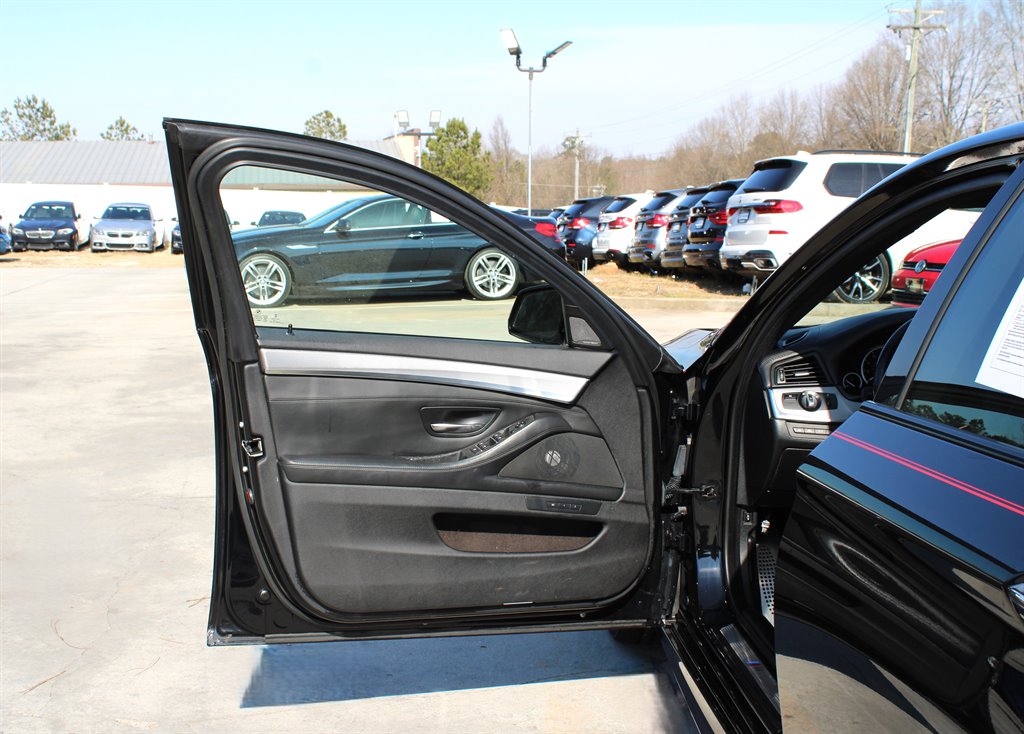 2016 BMW 550i - $12,995