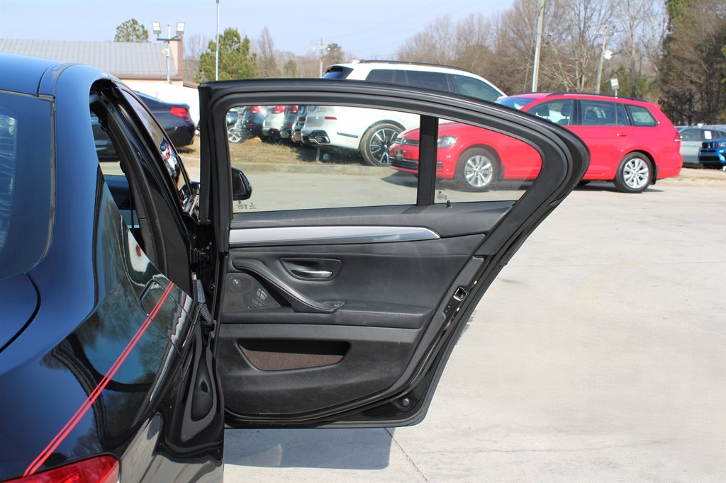 2016 BMW 550i - $12,995
