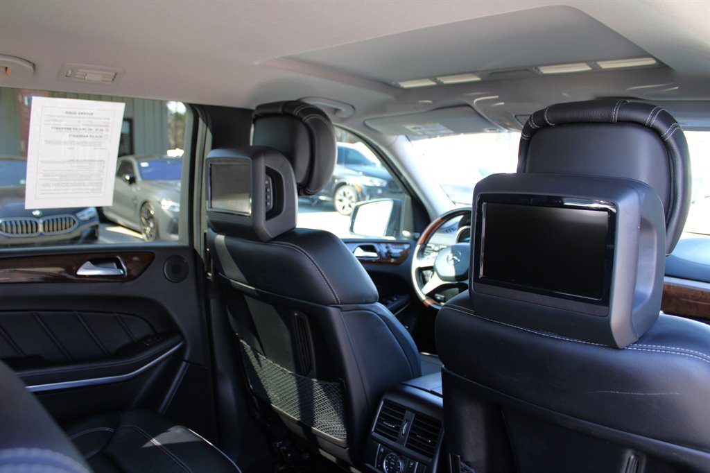 2013 Mercedes-Benz GL-Class - $19,995