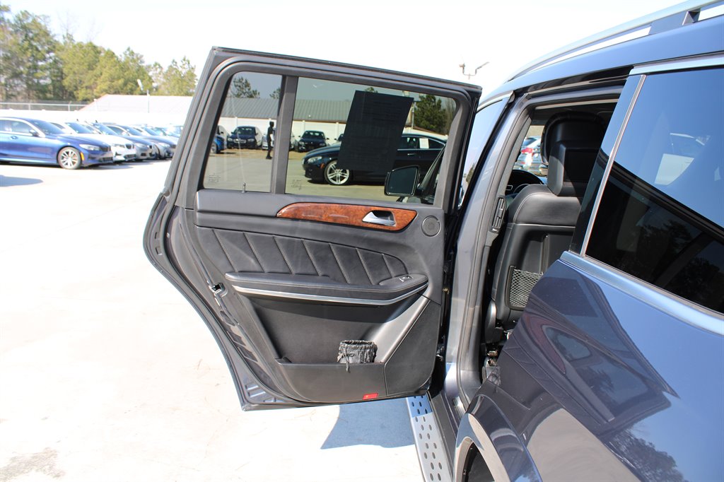 2013 Mercedes-Benz GL-Class - $19,995