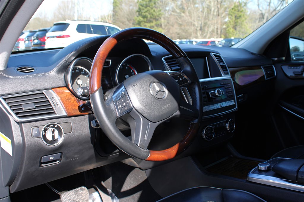 2013 Mercedes-Benz GL-Class - $19,995