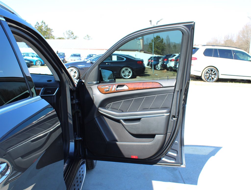 2013 Mercedes-Benz GL-Class - $19,995