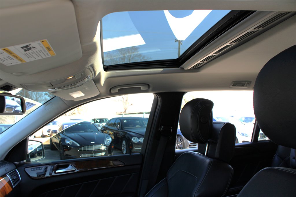 2013 Mercedes-Benz GL-Class - $19,995