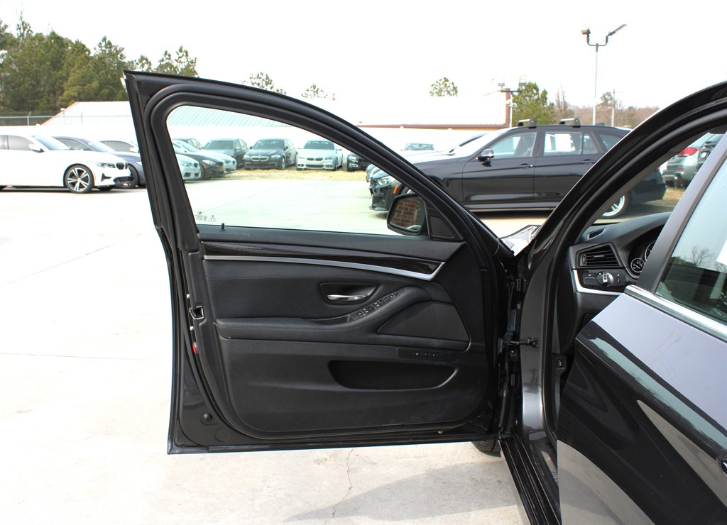 2015 BMW 528i - $8,995
