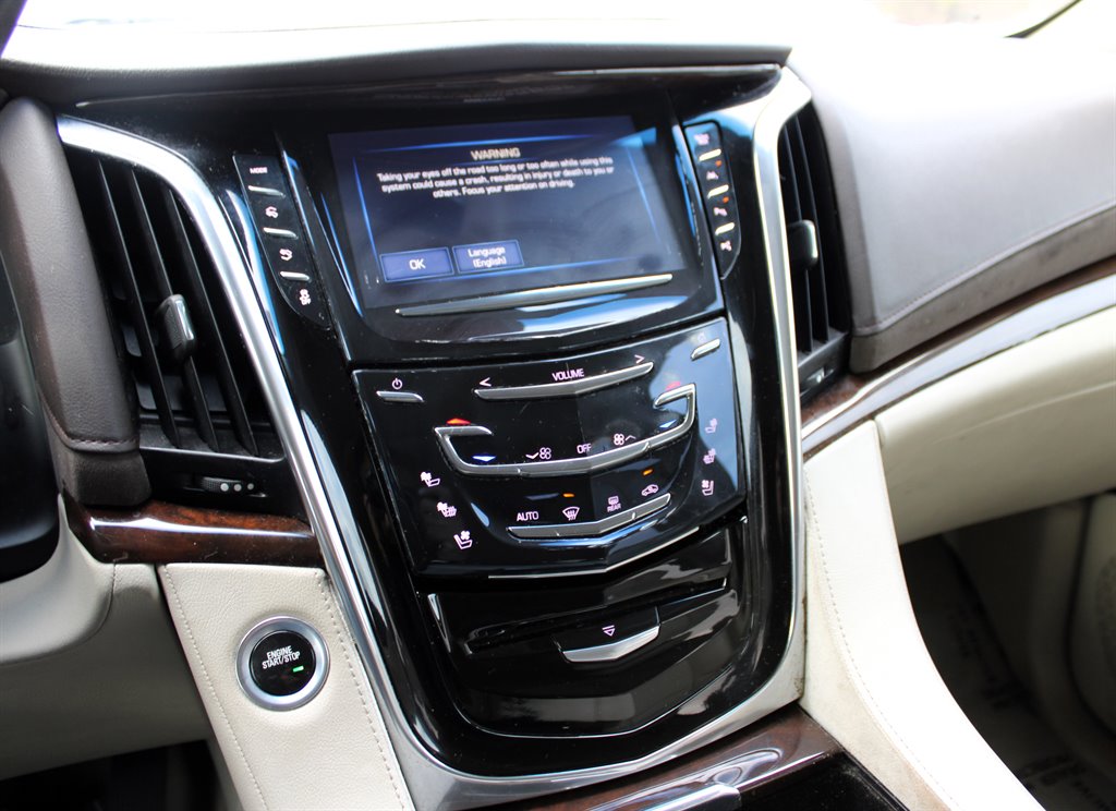 2017 Cadillac Escalade - $18,995