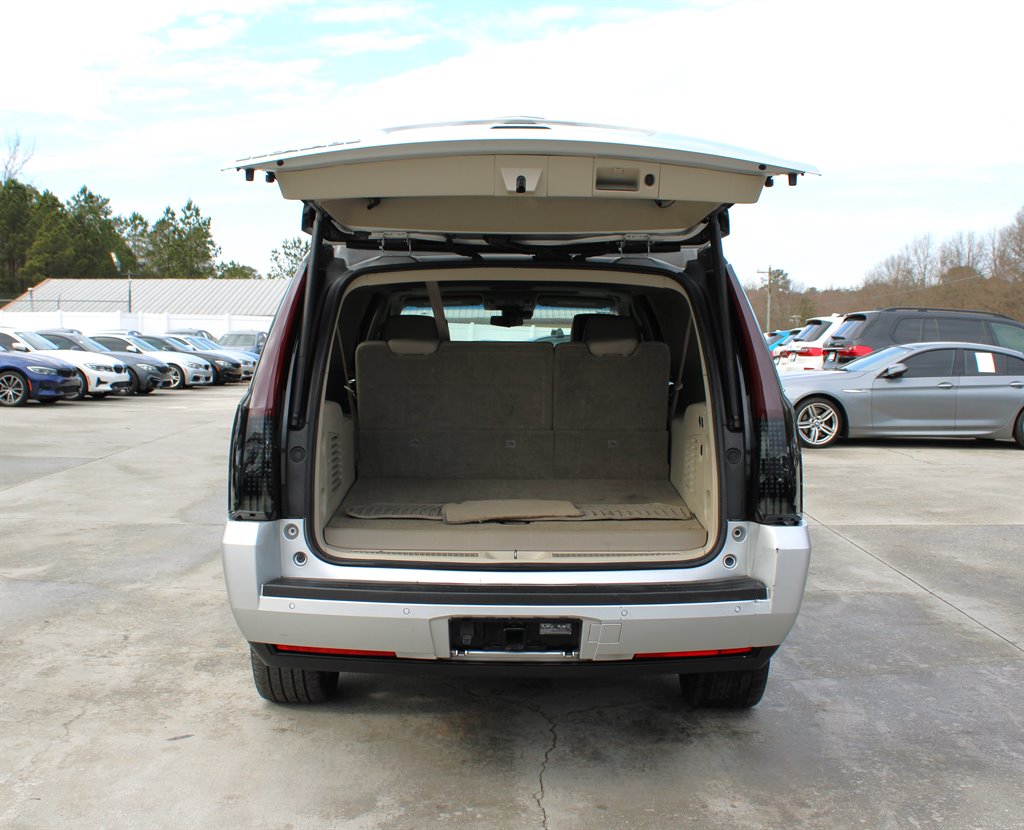 2017 Cadillac Escalade - $18,995