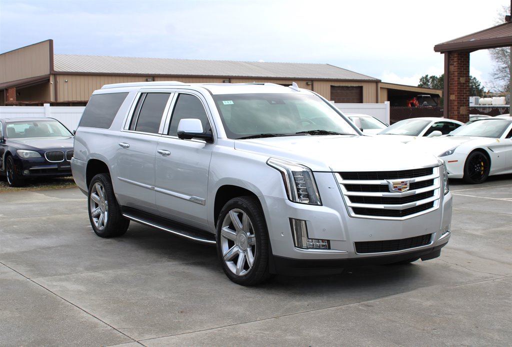 2017 Cadillac Escalade - $18,995