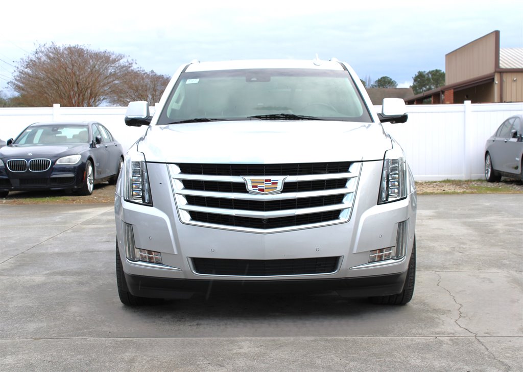 2017 Cadillac Escalade - $18,995