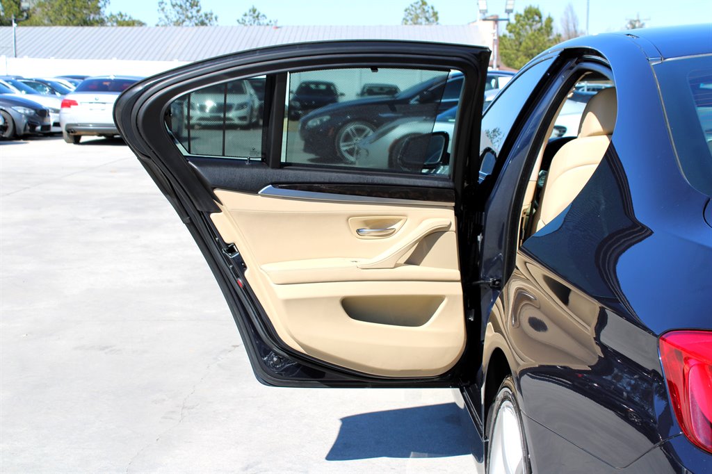 2011 BMW 535i - $8,995